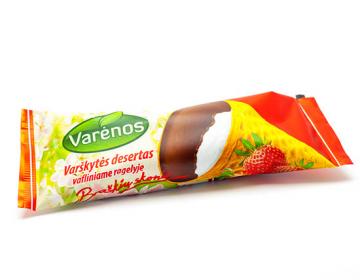 VARĖNOS curd cheese in waffle strawberry